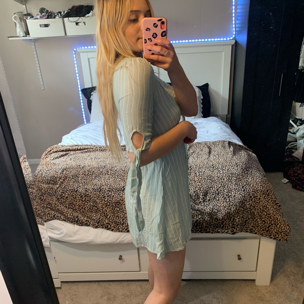 ALTARD STATE DRESS - Picture 4 of 8